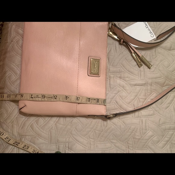 Calvin Klein Pink Leather Crossbody Bag - Picture 11 of 14